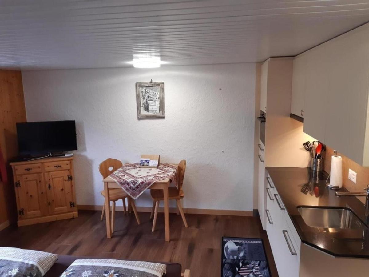 Chalet Burgstein, Studio Alpenrose * Grindelwald